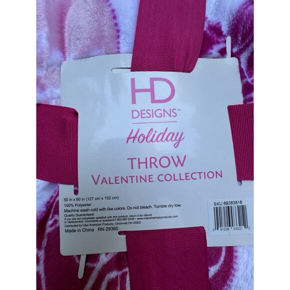Brand New HD Designs Holiday Throw Valentines Day Collection Micro-Plush Blanket - Picture 6 of 6